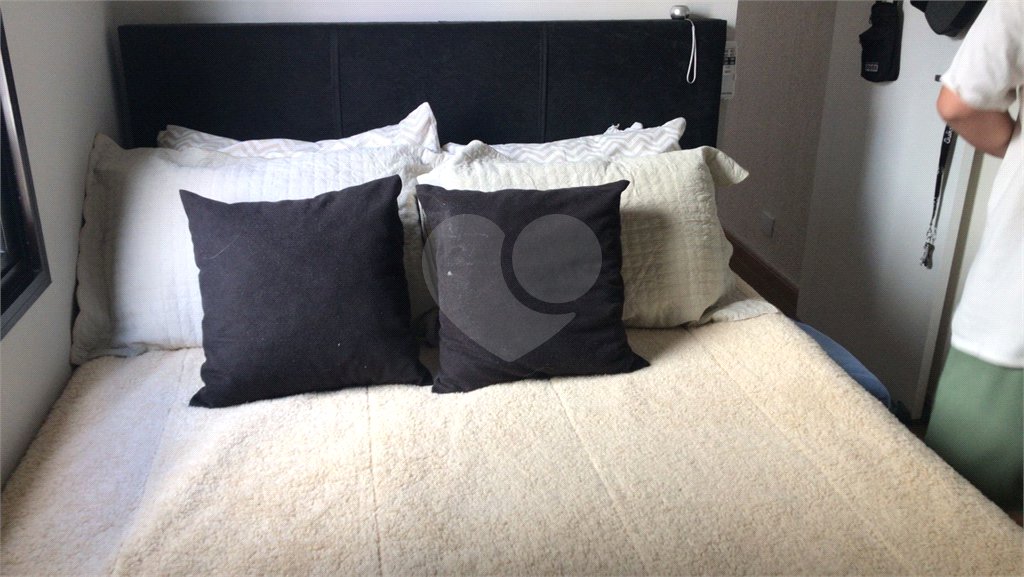 Casa à venda com 3 quartos, sendo 1 suíte,  no condomínio Felipe, São Paulo - SP