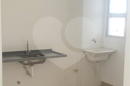 Apartamento para locação ou venda na Vila das Orquídeas.