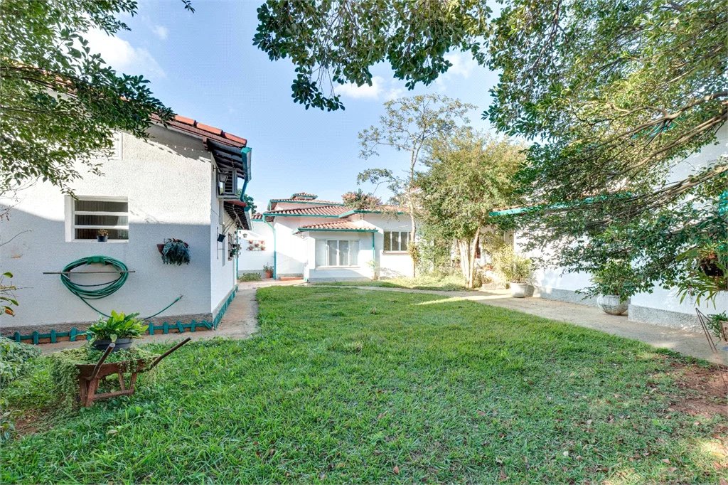 Casa de Vila à venda com 3 quartos em Jardim Hípico, São Paulo, SP