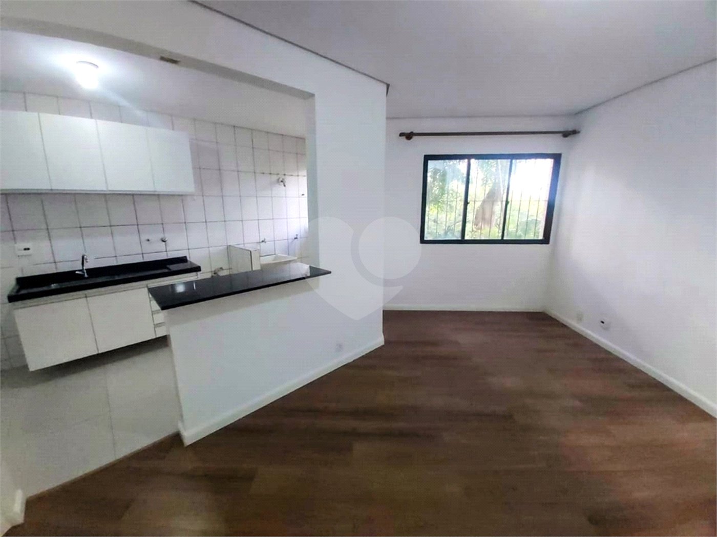 Apartamento à venda no condomínio Torres do Taboão, com 56m²