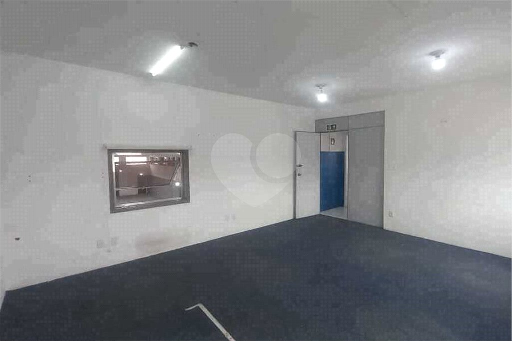 Galpão Comercial com 370m² para venda e locação na Vila Guarani – Excelente Oportunidade para Empresas