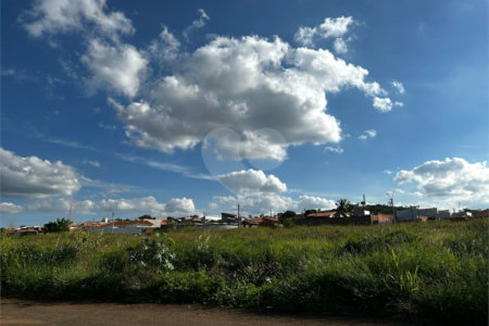 Área à Venda em Descalvado – 8.900 m² | Excelente Localização