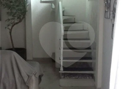 Cobertura à venda no Guarujá, Pitangueiras