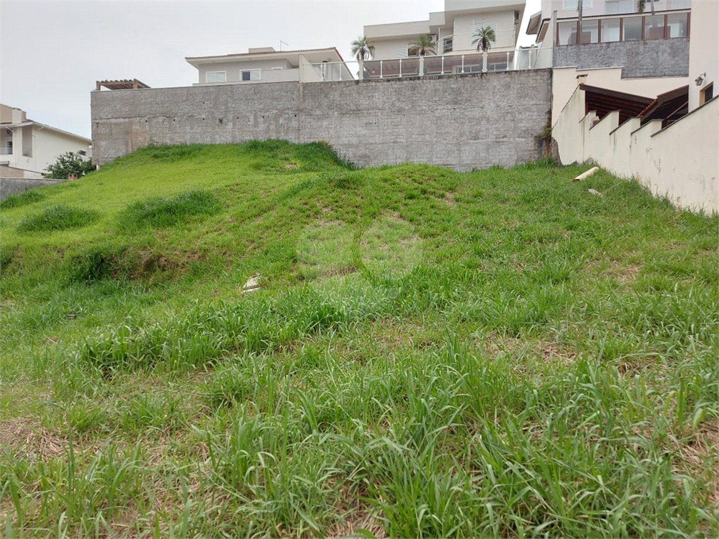 Lindo Terreno a venda no Condomínio Villaggio Capriccio - Louveira/SP