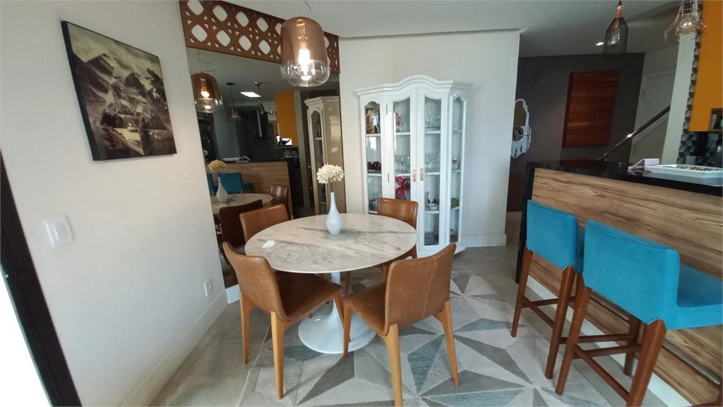 Linda Cobertura a venda com 134 metros, 3 dormitorios e 2 vagas no Jardim Bonfiglioli