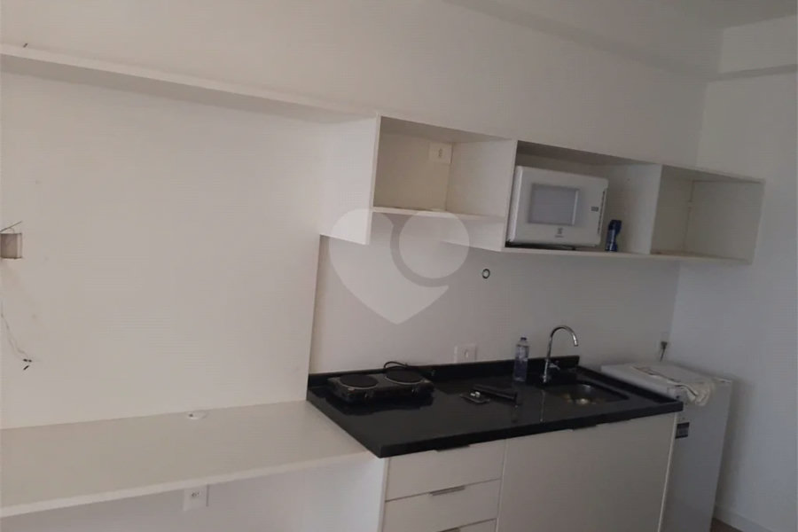 Studio 29 m² Próximo Metrô Paraíso na Aclimação
