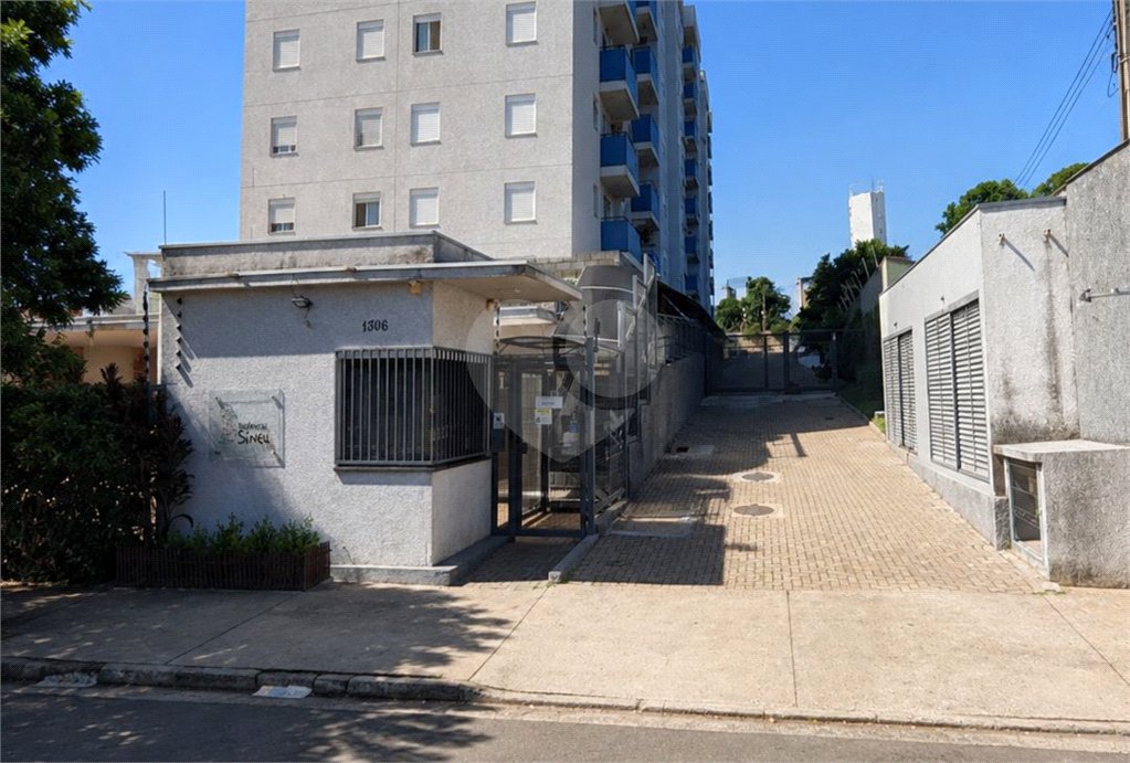 Apartamento com dois dormitórios a venda no Residencial Sineu