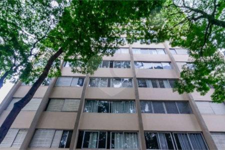 Apartamento na Região do Ipiranga à 8 Minutos do Metrô com 2 Dormitórios .