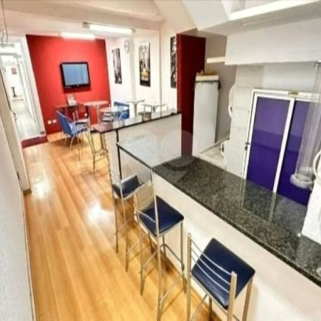 Prédio comercial com 322m², 8 salas, 3 banheiros, à venda no bairro Santo Antônio, São Caetano do Sul