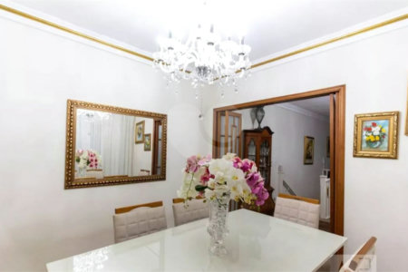 Sobrado à venda na V.Mariana - 130m2 - 2 Quartos - 600 m. metrô Ana Rosa
