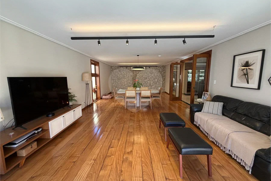 Casa com 4 quartos com sofisticação, conforto e exclusividade no Jardim Europa