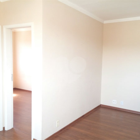Apartamento no Condomínio Mont Vernon