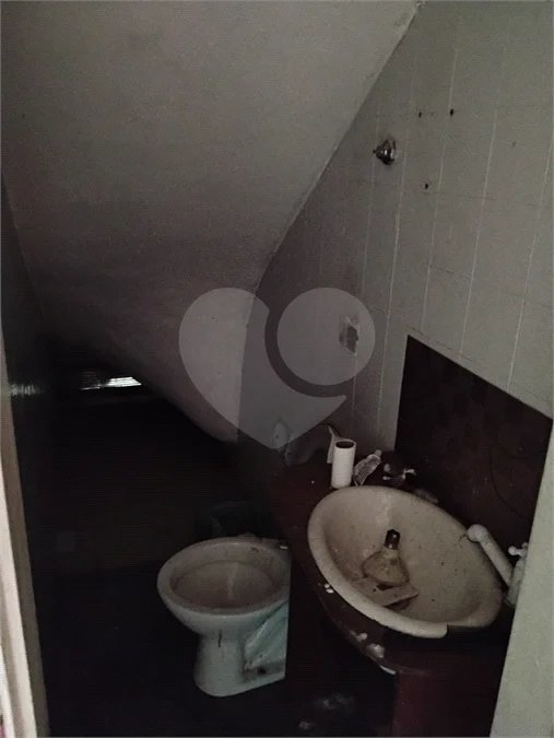 Sobrado na Vila Santa Catarina — 121 m² | Esquina Estratégica