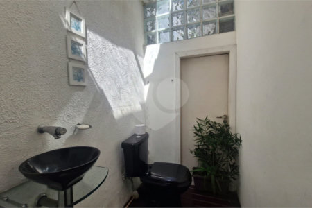 Casa térrea 280m² de terreno 3 dorms 1 suíte