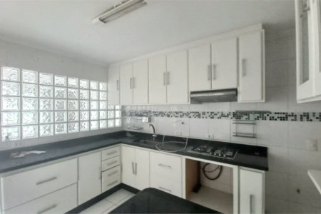 Apartamento à venda com 3 quartos, sendo 1 suíte, em Vila Andrade, São Paulo, SP