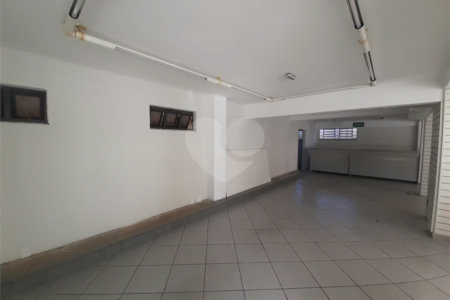 Salão Comercial de Esquina para Locação – Centro de Indaiatuba/SP