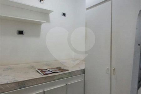 HIGIENÓPOLIS APTO com 160 M² PRIVATIVOS UM POR ANDAR 3 SUITES. 2 VAGAS, CONTEMPORÃNEO.ACEITA PERMUTA