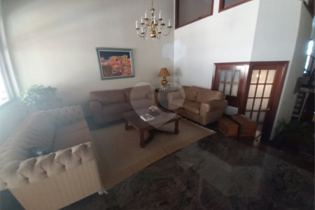 Casa Térrea na XV de Novembro .