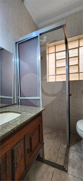Casa térrea com duas edículas para venda - Saúde, SP.