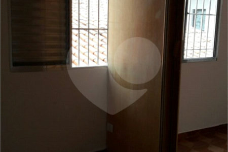 Casa Térrea à venda ou para alugar com 4 quartos, sendo 1 suíte, em Jardim Aeroporto, São Paulo, SP