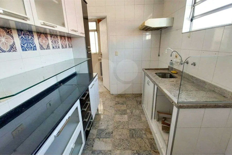 Apartamento de 03 dormitórios. Agende uma visita.