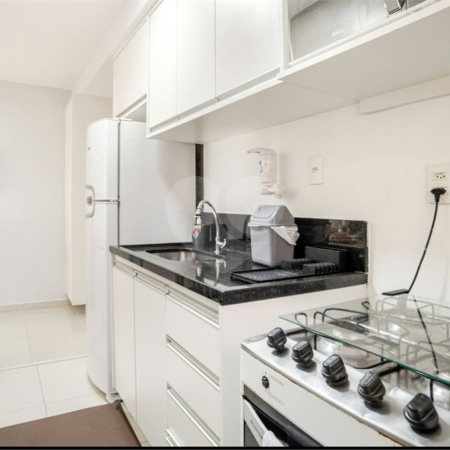 Pratico e moderno apartamento mobiliado de 45 m2 na Bela Vista