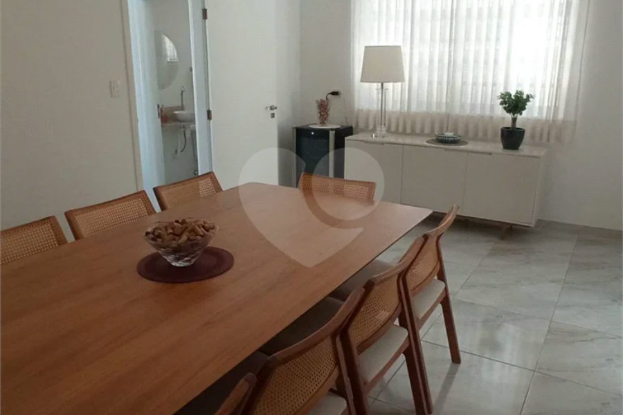 Casa à venda com 3 quartos, sendo 1 suíte,  em Bosque da Saúde, São Paulo, SP