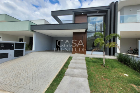 Casa à venda com 3 suítes em Aparecidinha, Sorocaba, SP