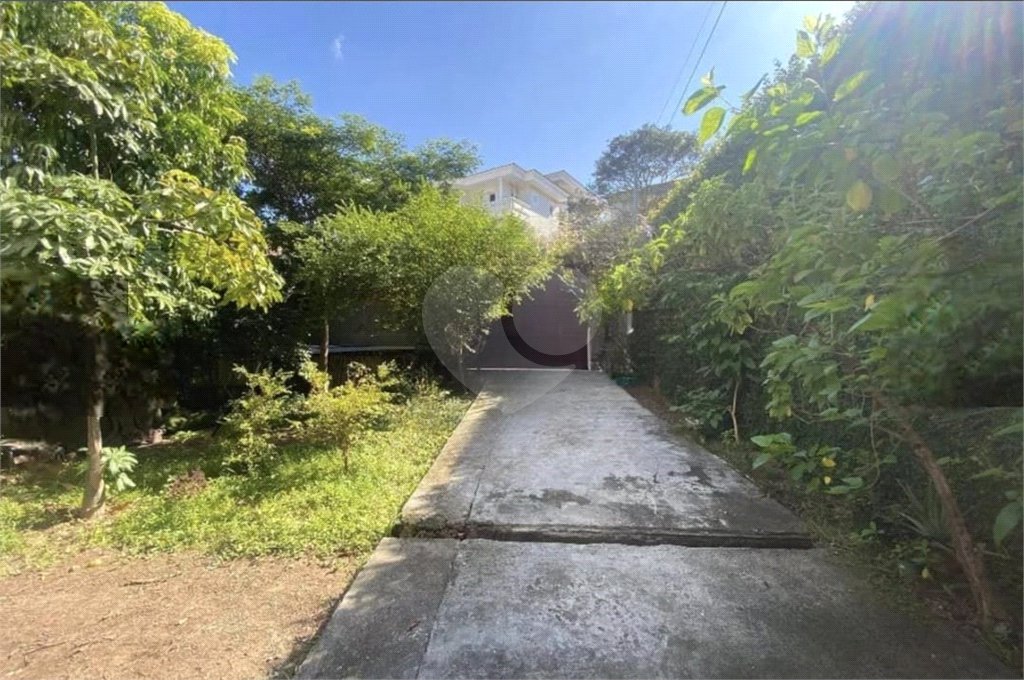 Casa no TREMEMBÉ Casa Estilo Rústico Industrial - JD GUAPIRA - CONDOMÍNIO FECHADO