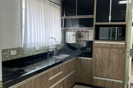 Lindo Sobrado com 3 suítes, à venda, 290 m², por R$ 2.340.000,00 no condomínio Helvetia Park em Indaiatuba/SP.