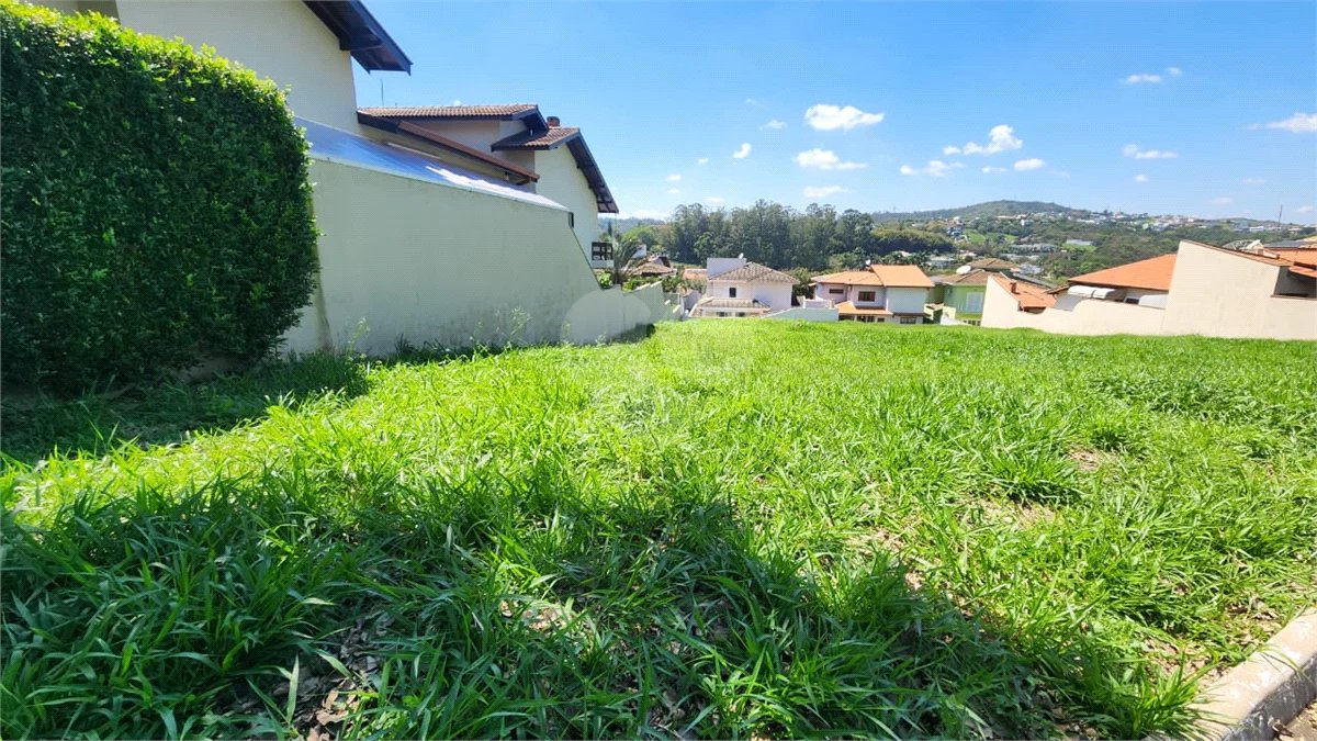 Terreno à venda no Condomínio Villaggio Capriccio – Louveira 700 m² excelente topografia