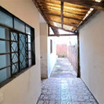 Casa ampla em bairro tranquilo – excelente oportunidade para morar ou investir!