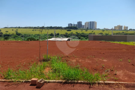 Terreno à Venda no Bairro Salto do Monjolinho/São Carlos/SP