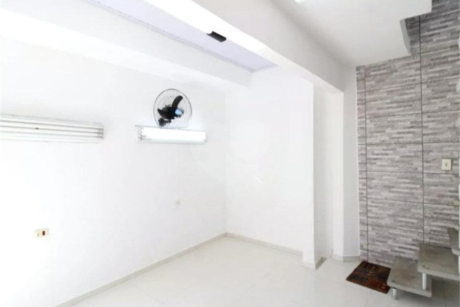 Casa á venda com 156m² e 2 dormitórios Jaçana