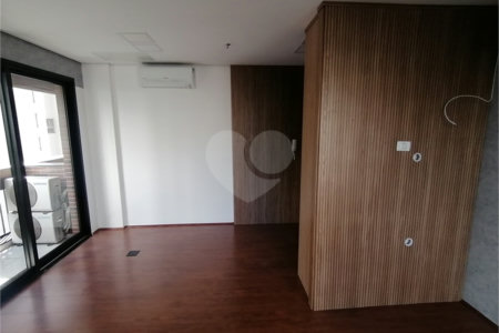 SALA COMERCIAL TOP, VENDA OU LOCAÇÃO, METRÔ VERGUEIRO COM 28,76m2