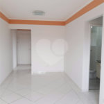 Apartamento no Condomínio Residencial Hadad.