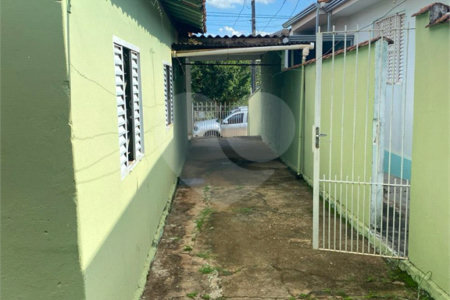 Casa térrea para venda na Vila Faria.