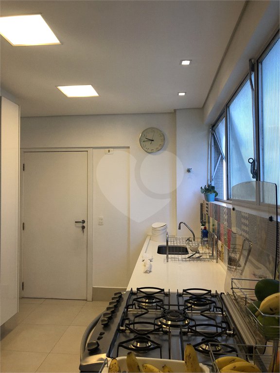 Pronto para morar: apartamento semi mobiliado de 127 m² com 3 dormitórios no Jardim Paulista