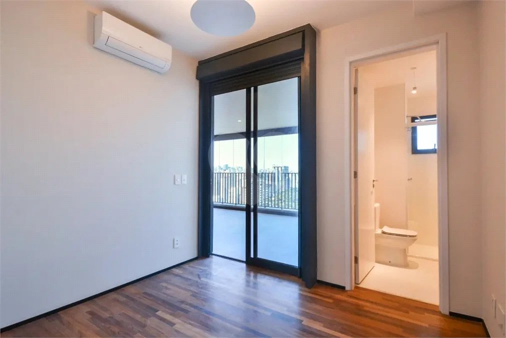Apartamento para venda e locação em Pinheiros com 3 quartos, sendo 3 suítes, 178m²