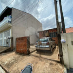 Casa Térrea com 1 dormitório.