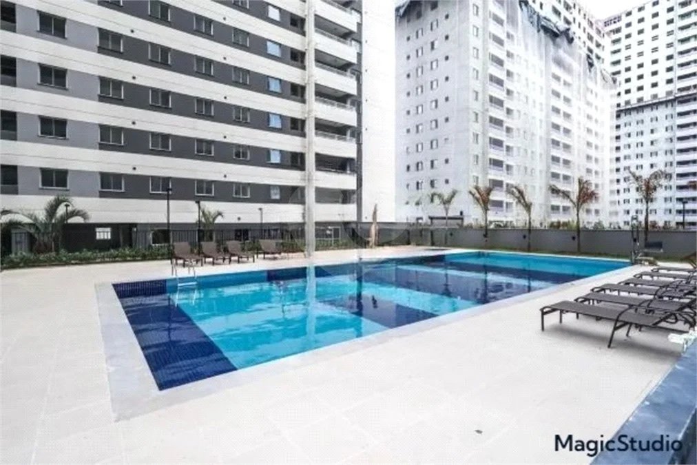 Apartamento com 38m², 2 dormitórios, à venda no Parque Bristol.