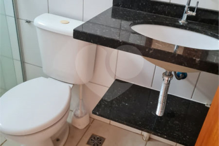 Apartamento no Condomínio Monte Verde.