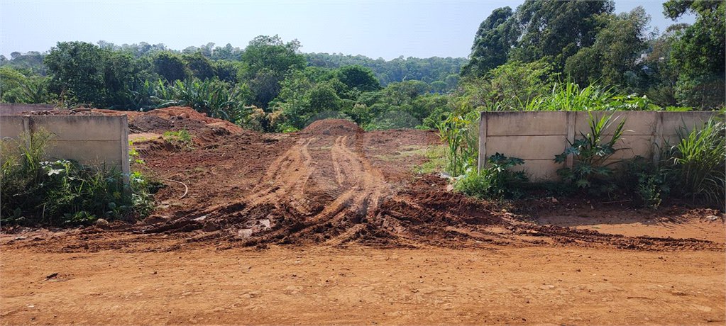 Terreno em Atibaia com 3.410 metros, pronto para construir, topografia plana, excelente localização
