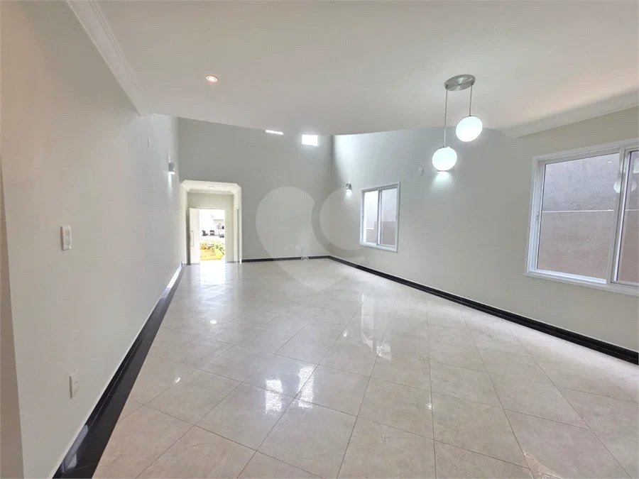 Casa para Locação no Condomínio Terras de São Francisco em Vinhedo/SP