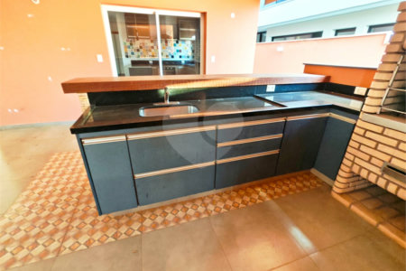 Exclusividade e Sofisticação no Swiss Park: O Sobrado Perfeito em São Carlos, com, 3 suites,2 salas, área Gourmet, persianas blackout automatizadas.