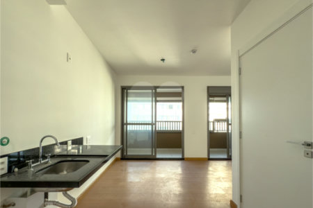 Studio com Varanda à venda no Bairro Saúde