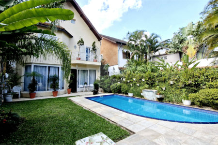 Casa à venda com 4 suítes em Alto da Boa Vista, São Paulo, SP