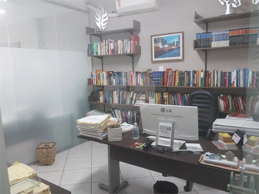Sala comercial no centro de São Paulo