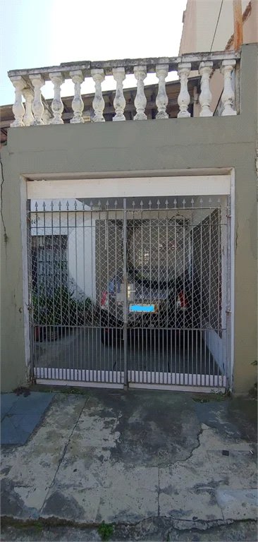 Casa com 156 m², 2 quartos, garagem para 3 carros, à venda no bairro Cerâmica em São Caetano do Sul