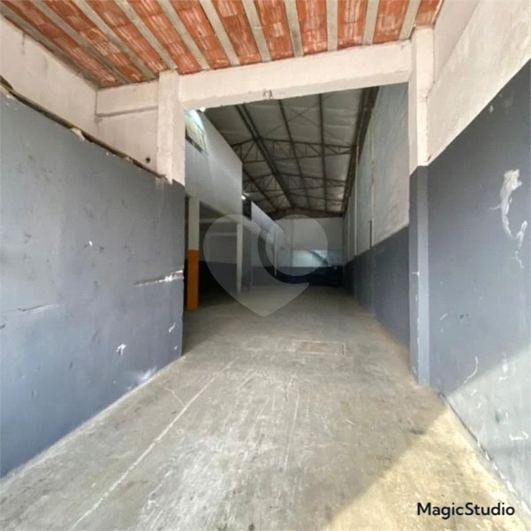 Galpão com 530m² , 3 banheiros , `venda em Guarulhos.